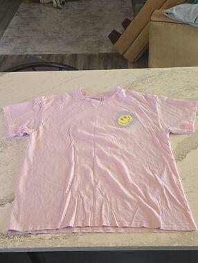 Women's Pink Smiley Face Short Sleeve Tee